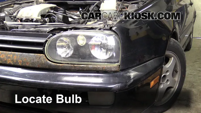 1997 Volkswagen Golf GTI 2.0L 4 Cyl. Éclairage Feux de route (remplacer l'ampoule)